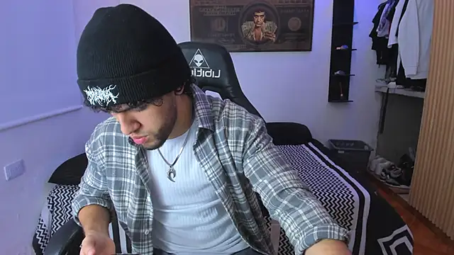 daddy jhons online show from March 2026 06:58:02 PM