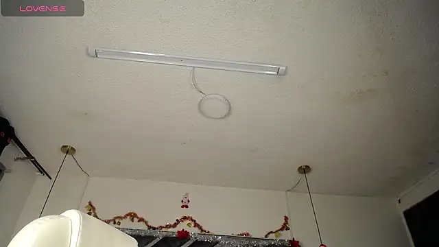 Snapshot of MIA_YOURHOTTIE chatting on December 2024 02:46:02 AM MIA YOURHOTTIE online show from December 2024 02:46:02 AM