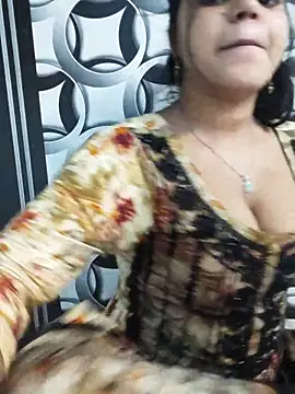 Snapshot of Sania-Love chatting on October 2025 10:17:02 PM Sania-Love online show from October 2025 10:17:02 PM