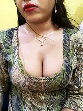 Snapshot of Sania-Love chatting on October 2025 11:34:02 AM Sania-Love online show from October 2025 11:34:02 AM