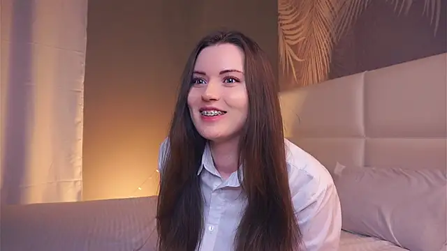Snapshot of LoraDevon chatting on January 2025 01:10:02 AM LoraDevon online show from January 2025 01:10:02 AM