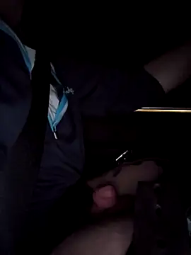 Spunwhiteboy1992 online show from April 2026 08:20:02 AM