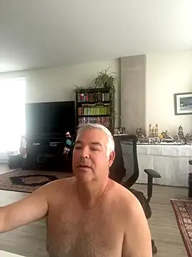 Snapshot of aarosteev2 chatting on December 2025 03:28:02 PM aarosteev2 online show from December 2025 03:28:02 PM