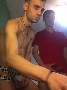 Snapshot of ZuzuGay chatting on January 2025 12:31:01 AM ZuzuGay online show from January 2025 12:31:01 AM