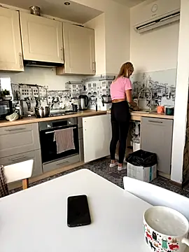 DonorDi online show from October 2025 12:04:02 PM