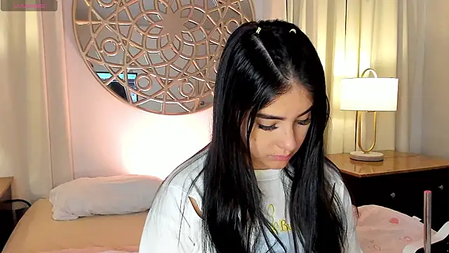 Snapshot of Belliinda_21 chatting on July 2026 07:16:01 PM Belliinda 21 online show from July 2026 07:16:01 PM