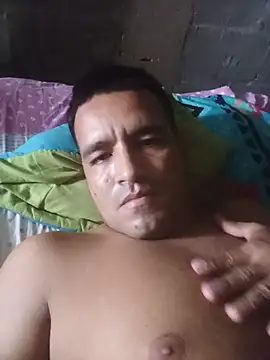Luigy29 online show from June 2026 07:14:01 PM