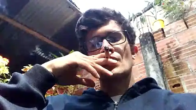 Loggan donnelly online show from February 2026 06:56:02 PM