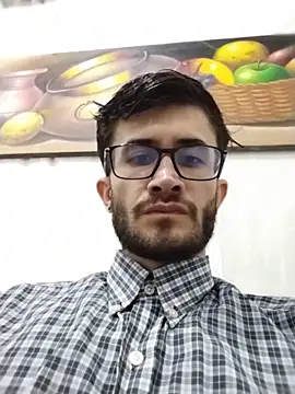 Snapshot of Loggan_donnelly chatting on May 2026 01:25:02 AM Loggan donnelly online show from May 2026 01:25:02 AM
