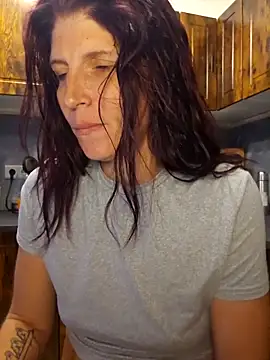 Snapshot of Lenchen_ chatting on April 2026 07:51:01 PM Lenchen online show from April 2026 07:51:01 PM