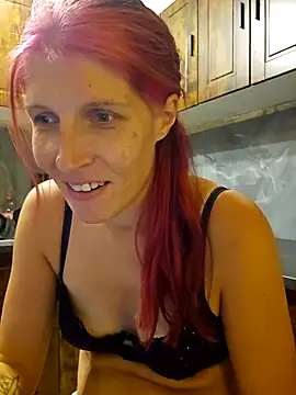 Snapshot of Lenchen_ chatting on May 2026 07:34:02 PM Lenchen online show from May 2026 07:34:02 PM