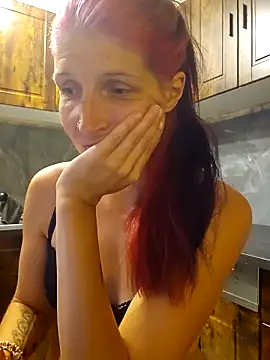 Snapshot of Lenchen_ chatting on May 2026 07:29:01 PM Lenchen online show from May 2026 07:29:01 PM