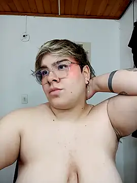 amalia love online show from January 2025 09:36:01 PM