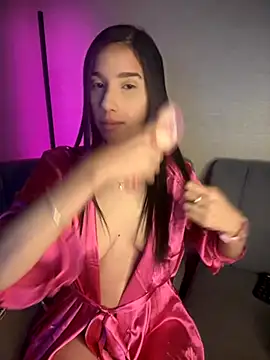 Praga Pink online show from November 2025 05:28:02 AM