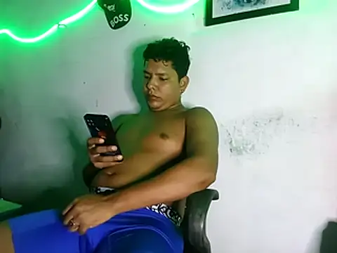 Snapshot of 628-andrew chatting on November 2025 08:33:02 PM 628-andrew online show from November 2025 08:33:02 PM