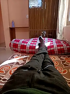 RRahullove69 online show from December 2025 07:47:01 AM