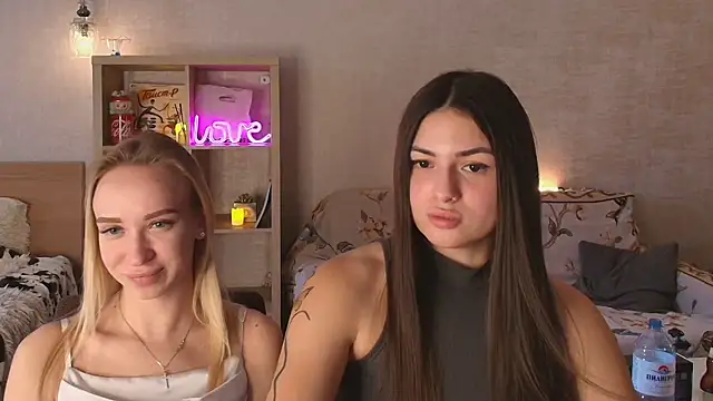 ShySonya online show from October 2025 11:00:02 AM