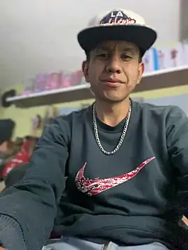 oiram27 online show from April 2026 08:37:02 AM