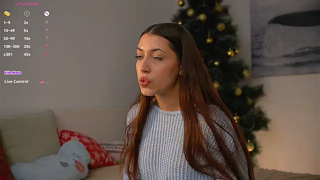 emilianorth  online show from December 2024 01:39:01 PM