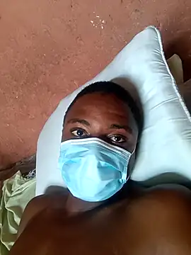 Snapshot of Eggxplant chatting on November 2025 09:41:01 AM Eggxplant online show from November 2025 09:41:01 AM