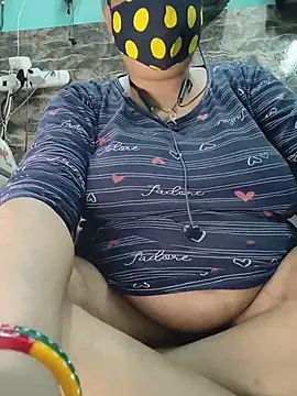 hotty manisha online show from June 2026 10:17:02 AM