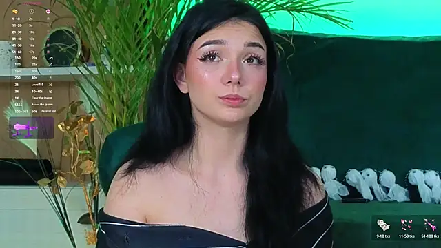 AveryWillow online show from November 2025 10:48:01 PM