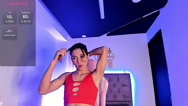 Snapshot of MiaCavallii_ chatting on March 2025 03:07:01 AM MiaCavallii online show from March 2025 03:07:01 AM