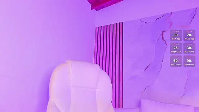 Snapshot of MiaCavallii_ chatting on October 2025 03:36:02 AM MiaCavallii online show from October 2025 03:36:02 AM