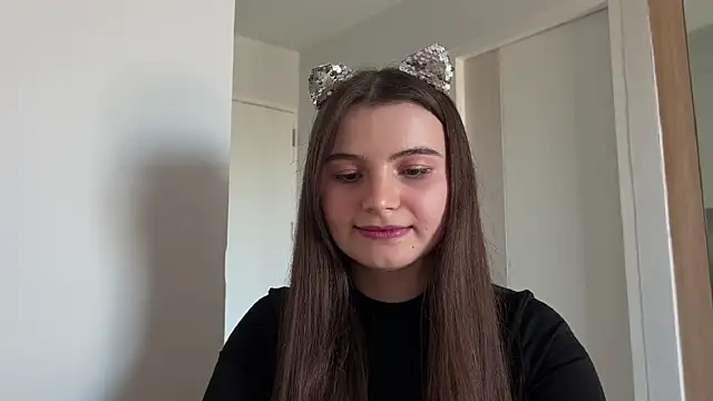 cherryelin online show from December 2024 08:00:02 AM