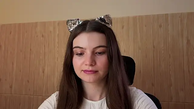 cherryelin online show from January 2025 04:36:01 AM