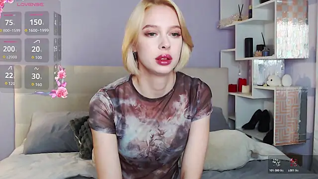 Snapshot of White_Lioness chatting on November 2025 05:02:02 PM White Lioness online show from November 2025 05:02:02 PM