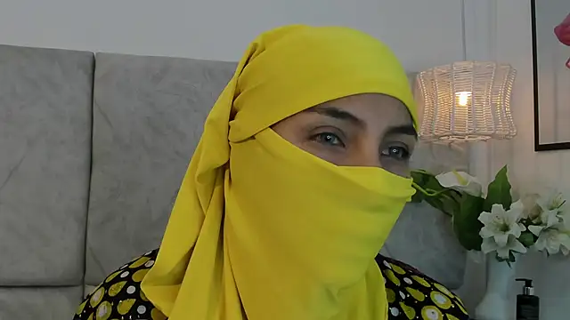 Snapshot of naomiii__ chatting on November 2025 11:53:02 AM naomiii online show from November 2025 11:53:02 AM