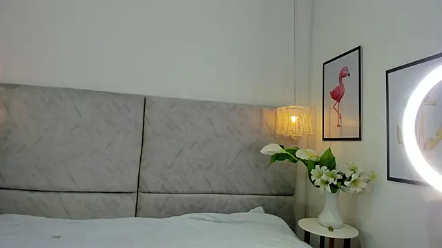 Snapshot of naomiii__ chatting on December 2025 11:41:02 AM naomiii online show from December 2025 11:41:02 AM