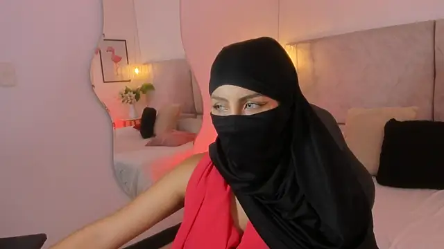 naomiii   online show from March 2026 06:56:01 PM