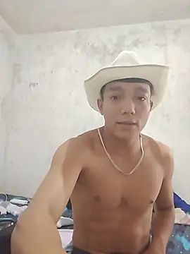Snapshot of tayson_ chatting on June 2026 03:11:02 PM tayson online show from June 2026 03:11:02 PM