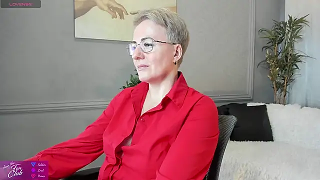 Nika Smit online show from February 2025 11:50:02 AM