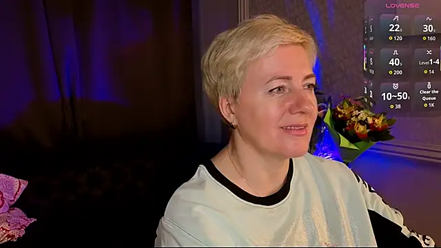 Nika Smit online show from March 2026 05:44:01 AM