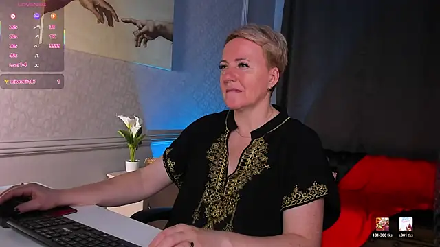 Nika Smit online show from June 2026 10:08:02 AM