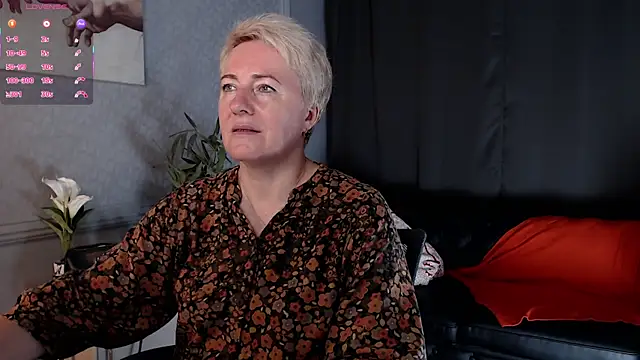 Nika Smit online show from August 2026 05:18:01 AM
