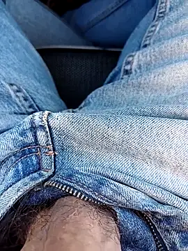 ManuRod1981 online show from January 2026 01:04:01 PM