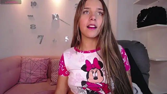 Snapshot of 1Sloppy_Fox4 chatting on March 2025 07:26:01 AM 1Sloppy Fox4 online show from March 2025 07:26:01 AM