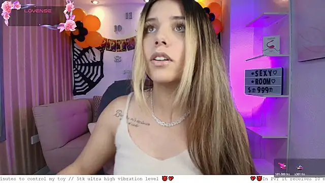 Snapshot of 1Sloppy_Fox4 chatting on October 2025 09:58:02 PM 1Sloppy Fox4 online show from October 2025 09:58:02 PM