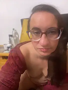 Snapshot of gloria7v05 chatting on May 2026 05:03:02 AM gloria7v05 online show from May 2026 05:03:02 AM