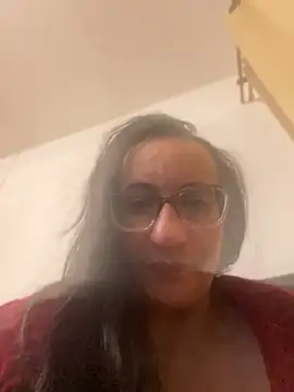 Snapshot of gloria7v05 chatting on June 2026 02:53:01 AM gloria7v05 online show from June 2026 02:53:01 AM