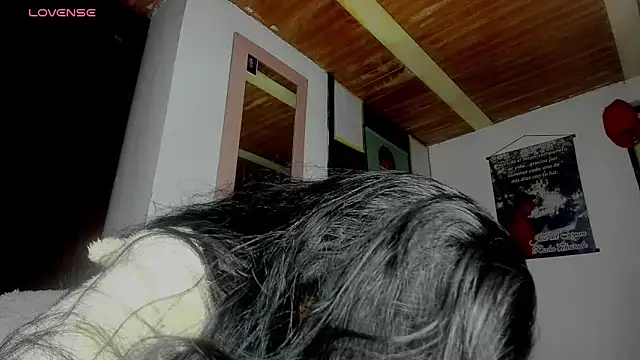 Nenita Hot  online show from October 2025 04:19:02 AM