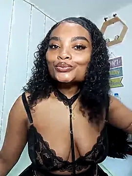 Snapshot of gianna_smith chatting on February 2026 03:16:02 AM gianna smith online show from February 2026 03:16:02 AM