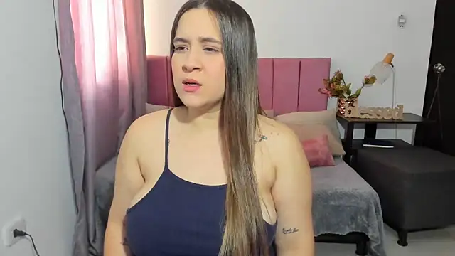 EmmyGray online show from November 2025 07:28:01 PM