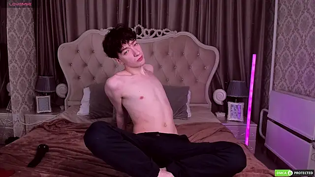 TrevorBenson online show from September 2025 06:10:01 PM