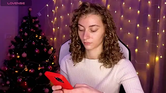 lady curls online show from December 2024 11:23:02 PM