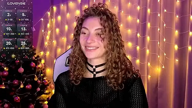 lady curls online show from December 2024 11:37:01 PM